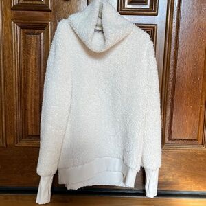 Athleta super warm turtleneck fleece